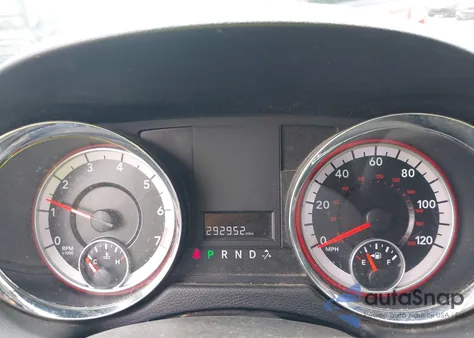 2013 Dodge Grand Caravan Sxt from USA, damaged, VIN 2C4RDGCG9DR611380